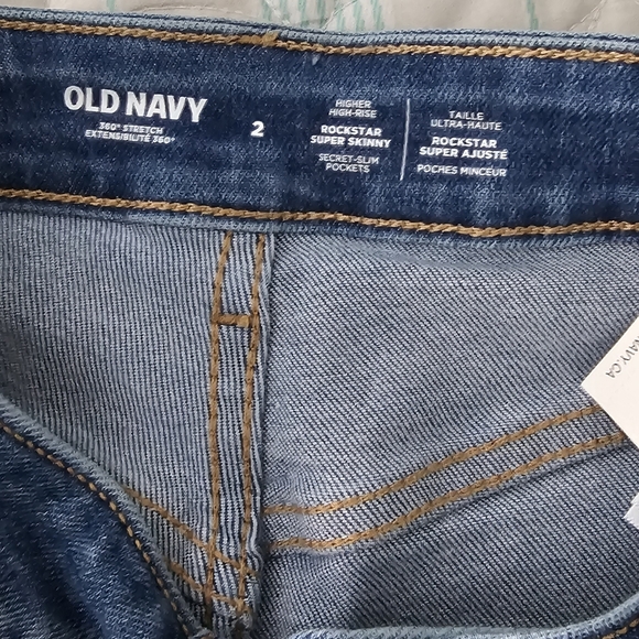 Old rockstar high-rise jeans size 2 - Picture 3 of 3